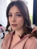 1752119642769516.webm