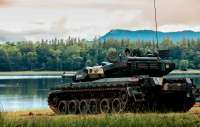 hxp1a5k92hb31.jpg