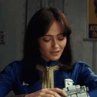 ella-purnell-lucy-fallout.gif
