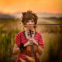 Lindsey Stirling (1).jpeg