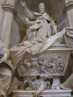 tartaria-dragon-seen-in-st-peters-basilica-in-the-vatican-v0-17bt84nqi1fd1.webp