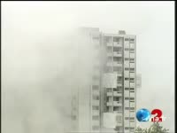 Destruction du quartier des Minguettes - Archive INA.mp4