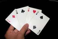 1200px-2playingcards.jpg