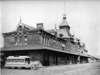 PereMarquetteRailroadStationonPotterStreet1888.jpg