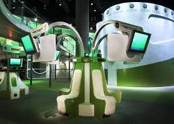 XboxE3Booth2005(11).jpg